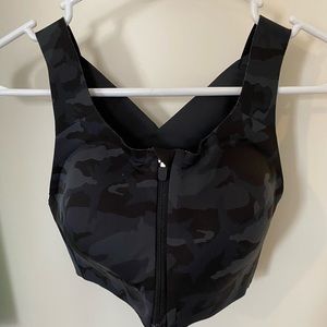 Black Camo LuLuLemon Enlite Bra